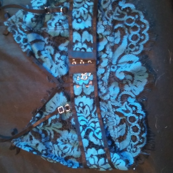 Bralette - Picture 2 of 2